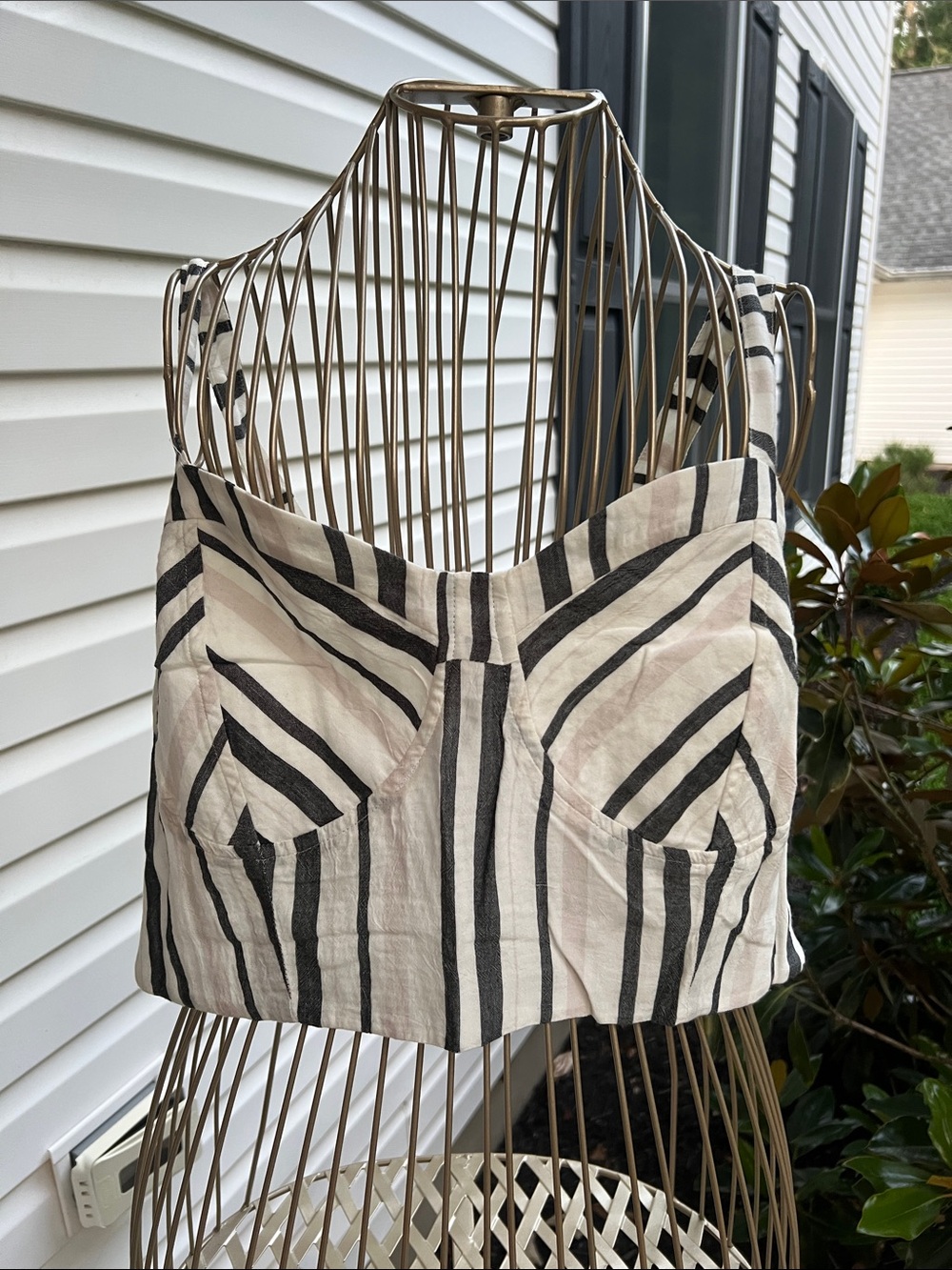 American Eagle Outfitters Black and Cream Striped Crop Tank